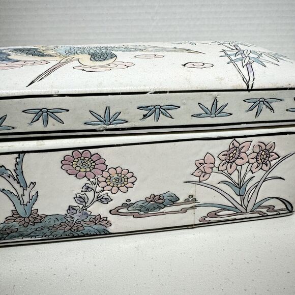 Vintage Chinese Ceramic Trinket Box 8.75" With Lid Crane Bird Floral Home Decor - Picture 5 of 13
